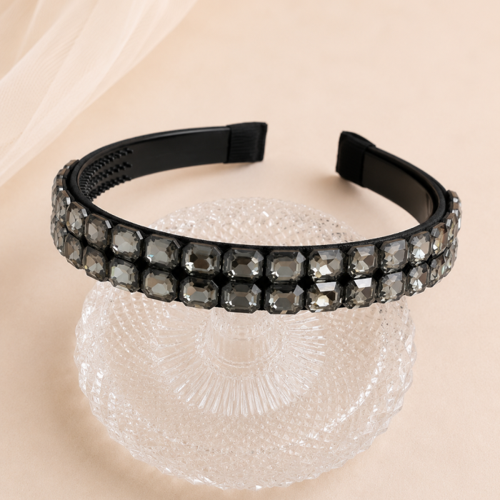 Premium elegant pear embellised headband
